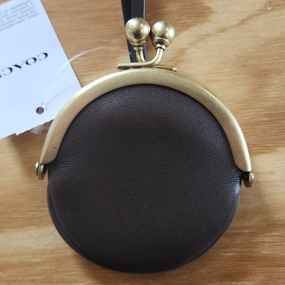 Coach Circle Kisslock Pouch - Picture 3 of 9